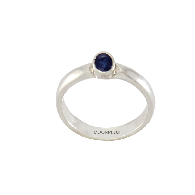 Pure silver blue sapphire stone ring Pure silver blue sapphire stone ring